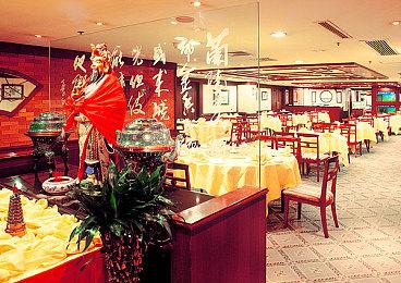 赛车竞技游戏《超级战斗晶体车》现已在Steam平台抢先体验推出